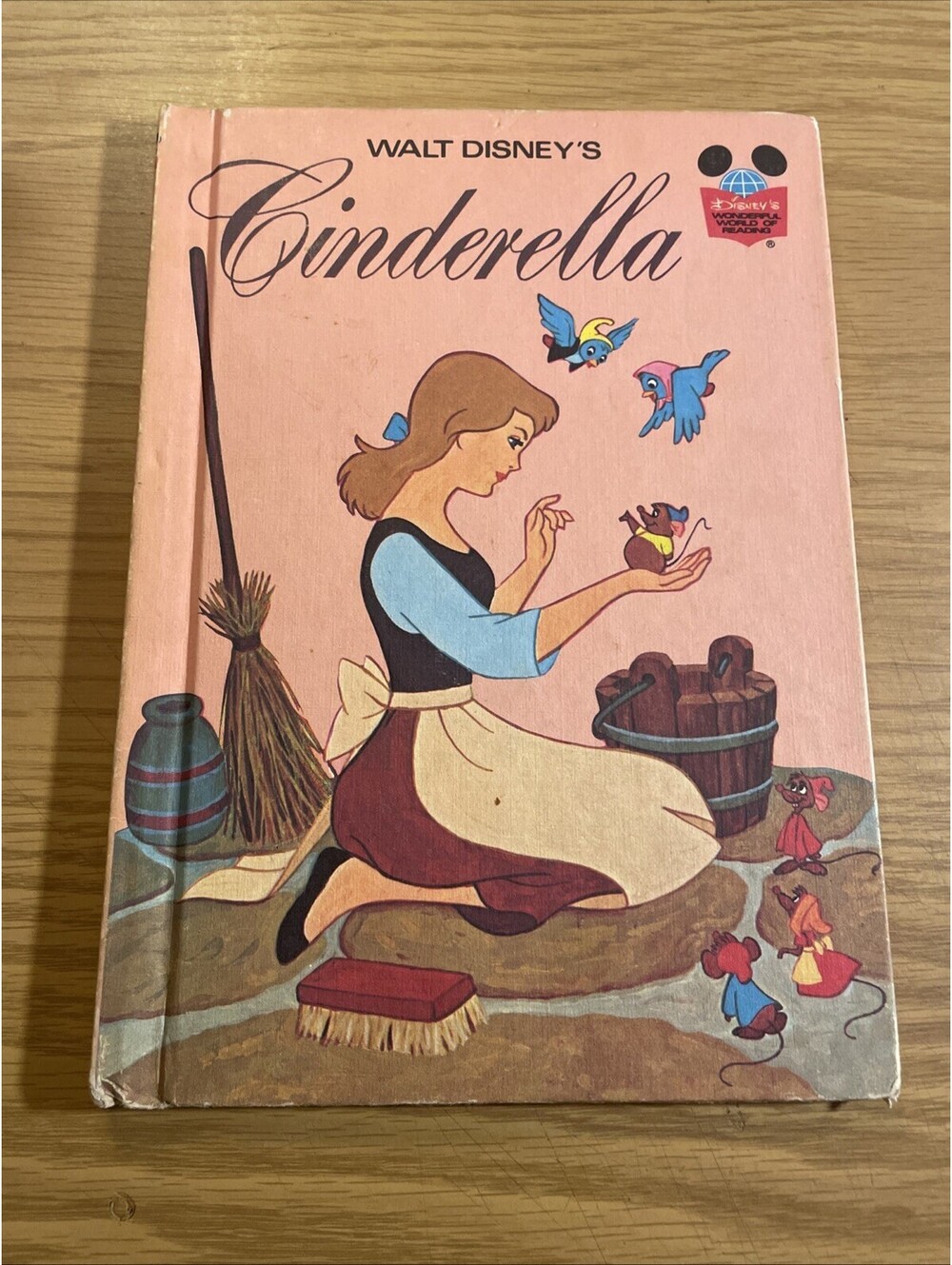 Vintage 1974 Walt Disney Cinderella Wonderful World Of Reading Book Club Edition